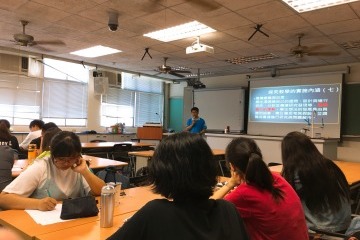 0606-1圖一 林鴻仁講師說明探究教學內涵.jpg