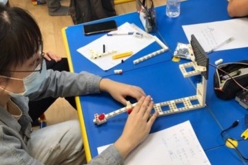 圖三 學生創意製作投籃機.jpg