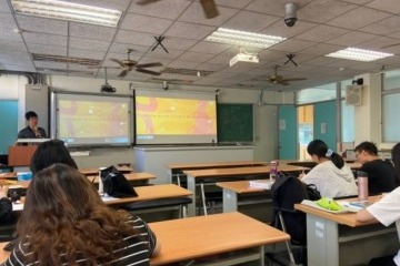 圖一 講師先介紹STEAM的概念.jpg
