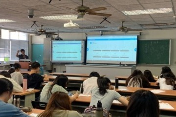 圖三 講師介紹數位學習平台.jpg