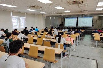416臺中司法園區歷史導覽參訪師生於英才校區R313教室.JPG