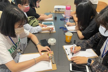 02參賽隊伍討論過程.jpg